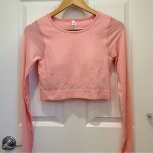 Lululemon Long-sleeves Cropped Tight Top Baby Pink Size: US6 Spring/Summer